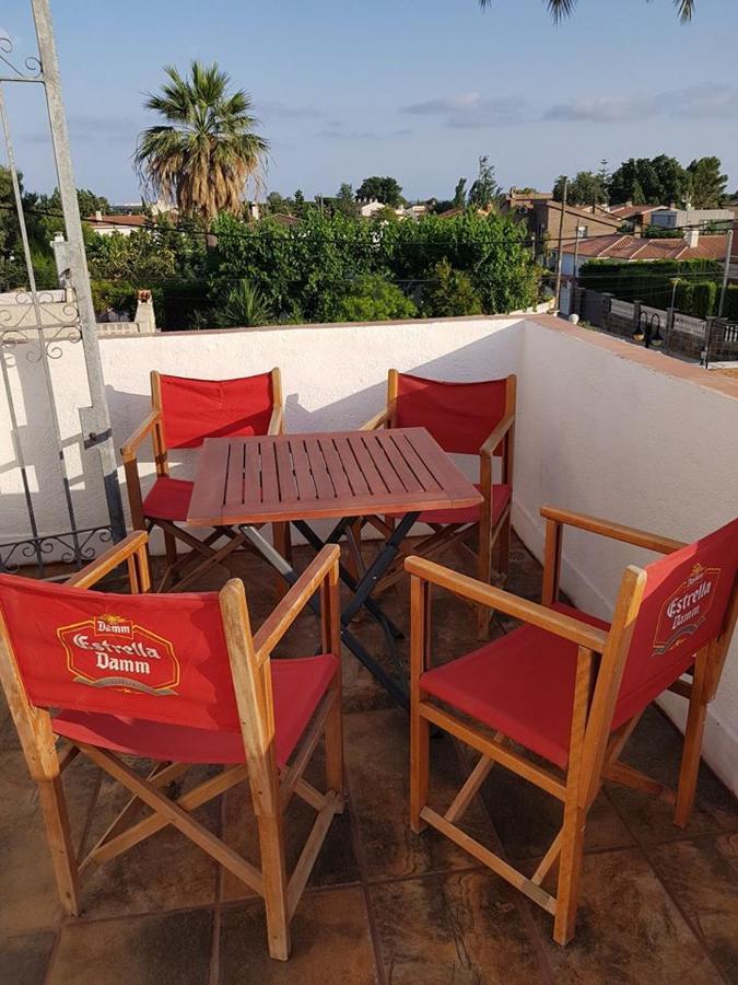 Mediterranee Room Villa Blanca 坎布里尔斯 外观 照片