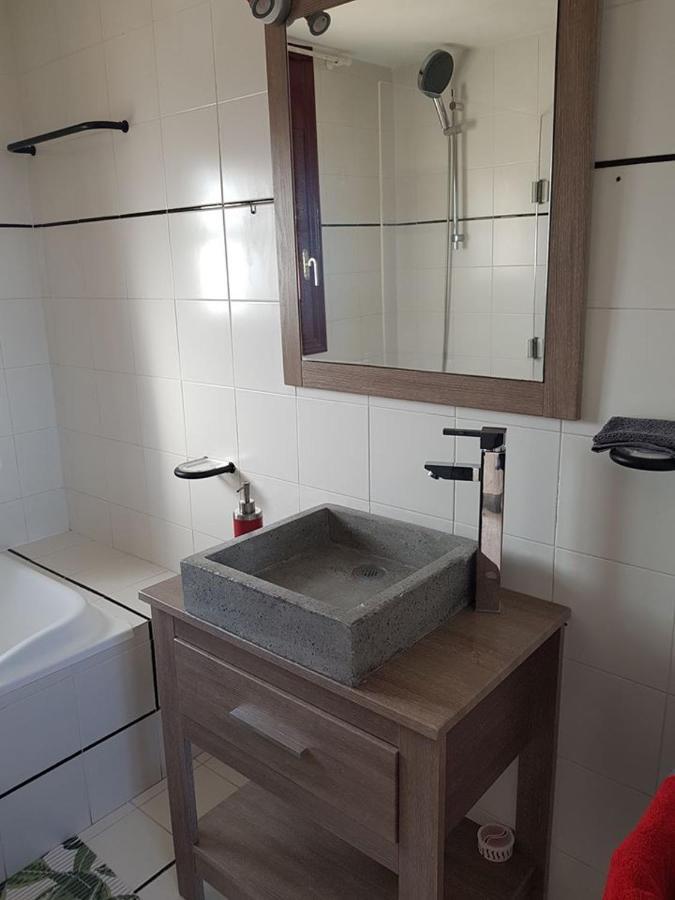 Mediterranee Room Villa Blanca 坎布里尔斯 外观 照片