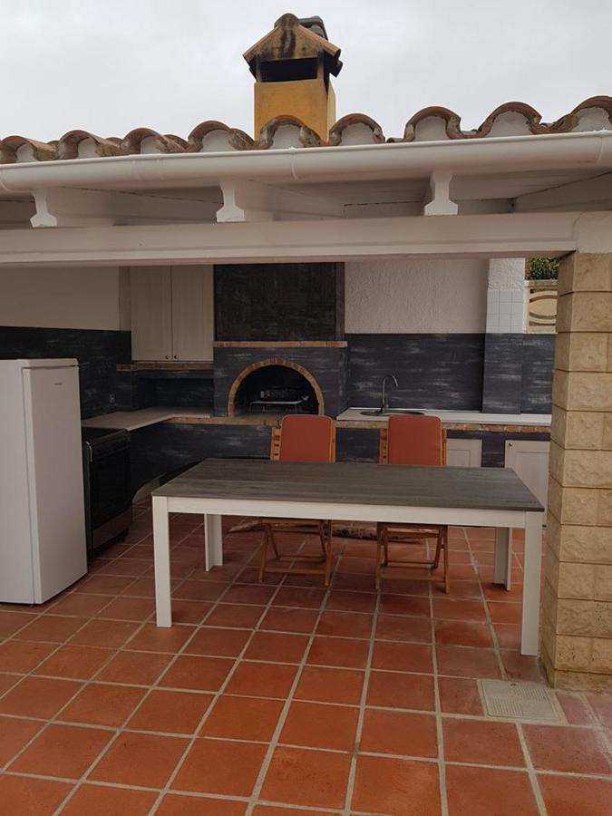 Mediterranee Room Villa Blanca 坎布里尔斯 外观 照片